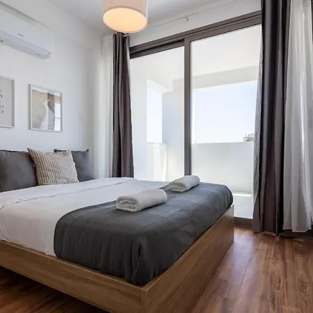 דירה Bianca 2-br & Balcony In *