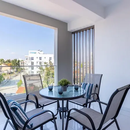 Bianca 2-br & Balcony In *